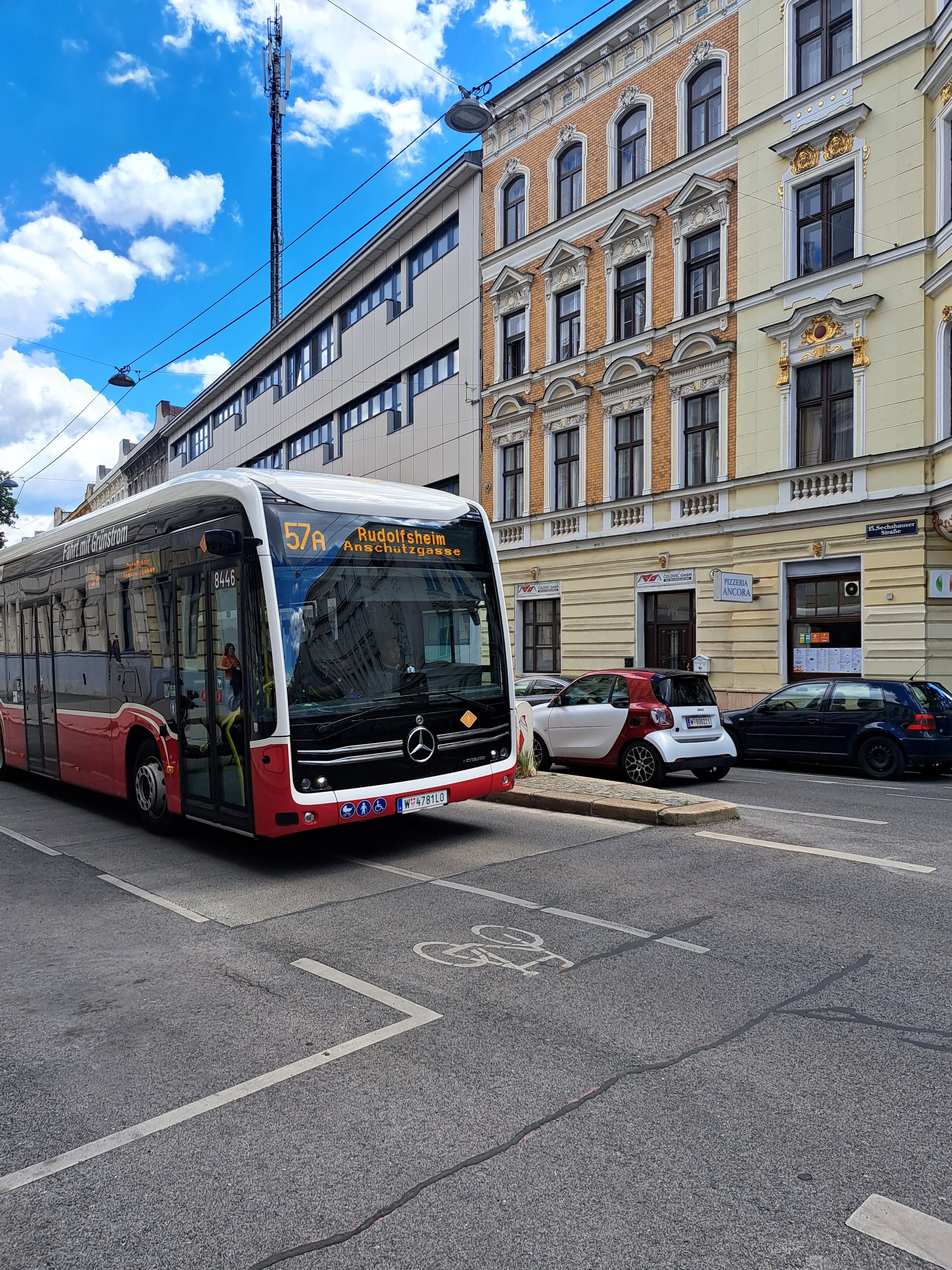 Bus57 A Sechshauserstraße